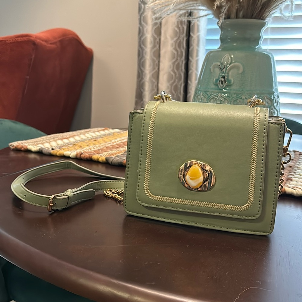 Faux leather purse - comes with removable strap, moss green